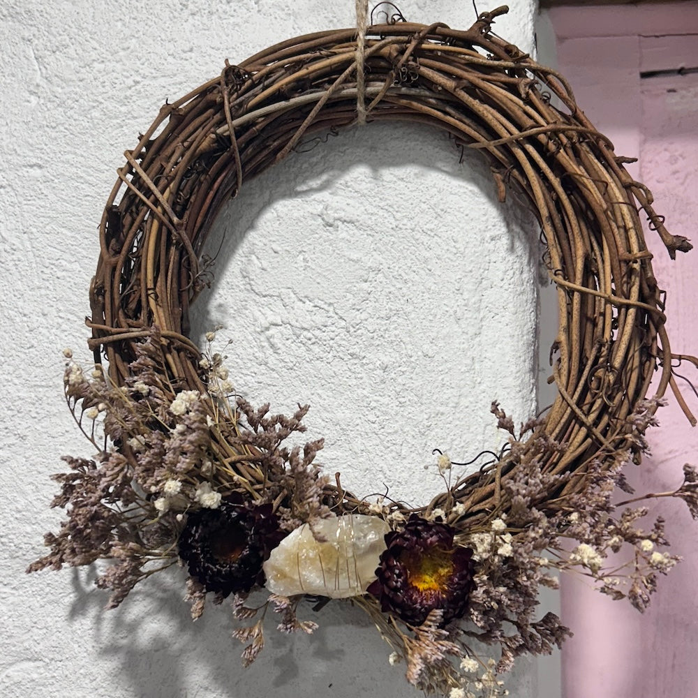 Calm home lions gate wreath