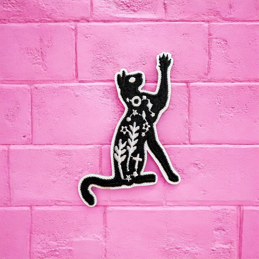 Black cat embroidery patch