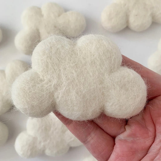 Felt pocket hug cloud