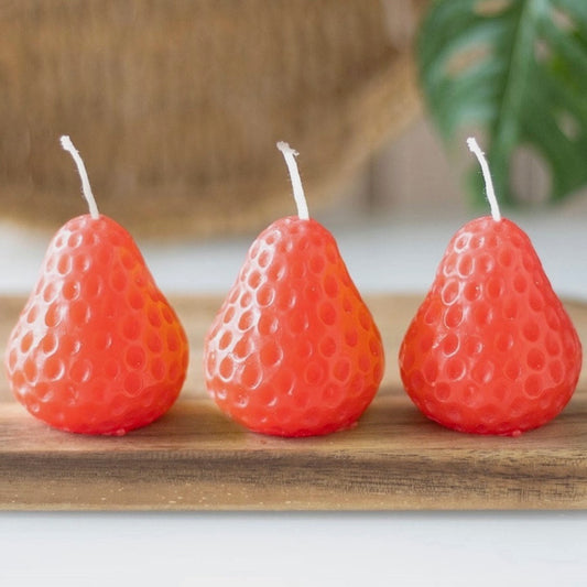 Set of 3 strawberry shaped candles damaged