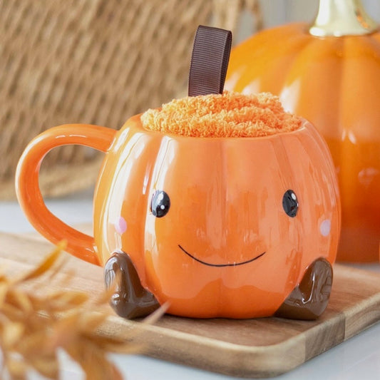 Pumpkin mug and socks set