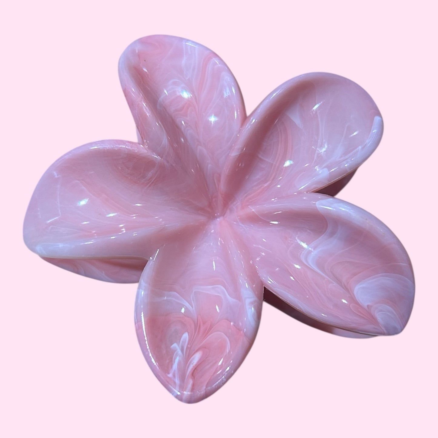 Frangipanis hair clips