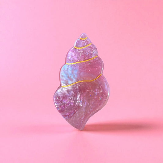 Shell claw clip